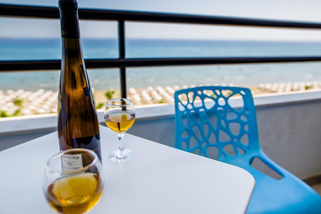 Krasas Beach Apts Ларнака Екстер'єр фото